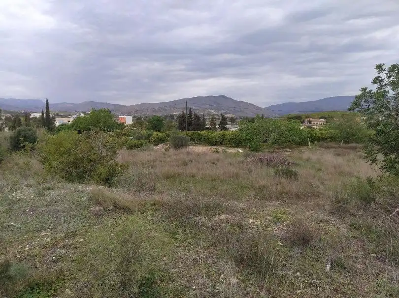 Residential land for sale in Monóvar  / Monòver