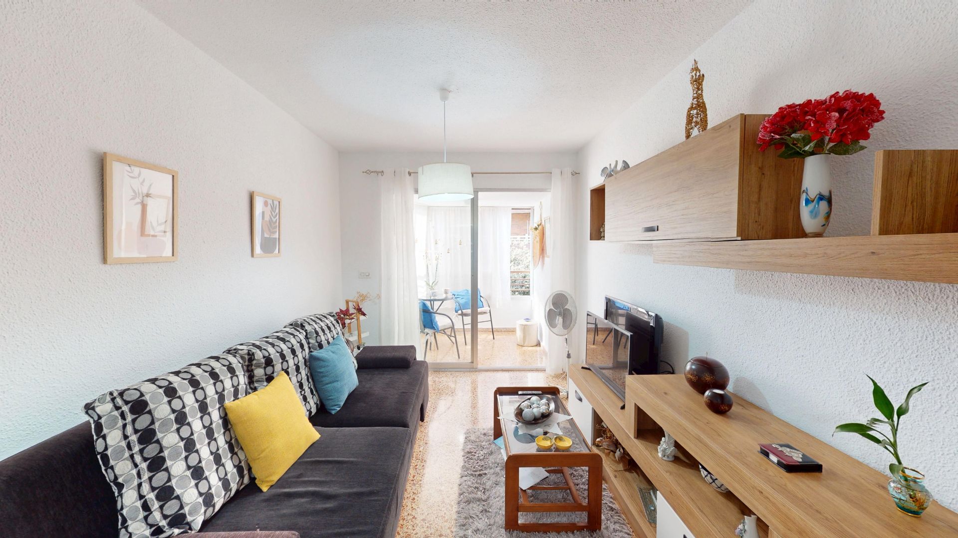 Sala de estar de Piso en venta en Alicante / Alacant con Balcón