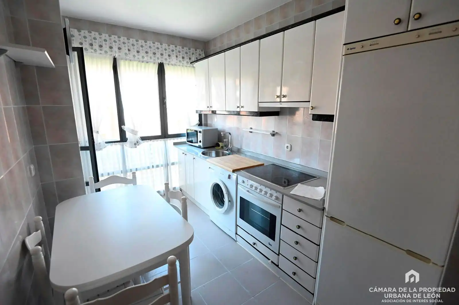 Wohnung zur Miete in Gordón Ordas, Las Eras de Renueva