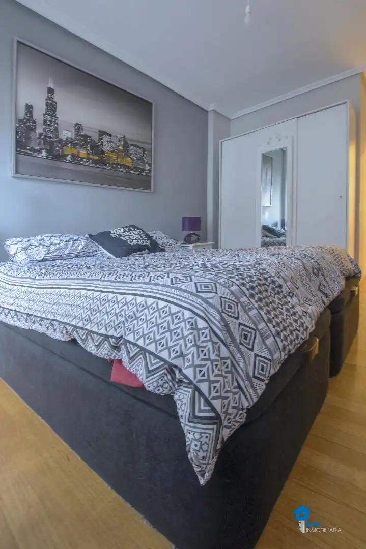 Habitación de Piso en venta en Escalante con Terraza y Amueblado