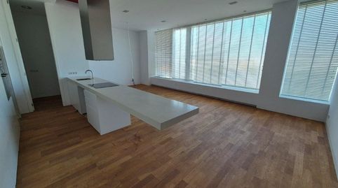 Foto 3 de Piso en venta en Calle Antonio Ríos, 66, Los Castros - Castrillón, A Coruña Capital