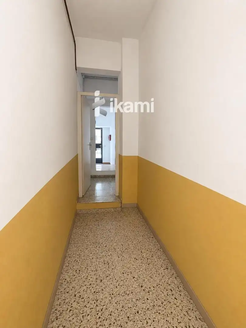 Schlafzimmer von Geschaftsraum zum Verkauf in Barcelona