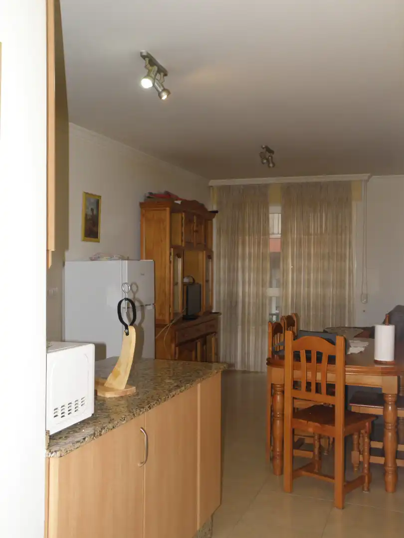 Esszimmer von Wohnungen zur Miete in Ribeira mit Heizung, Abstellraum und Möbliert