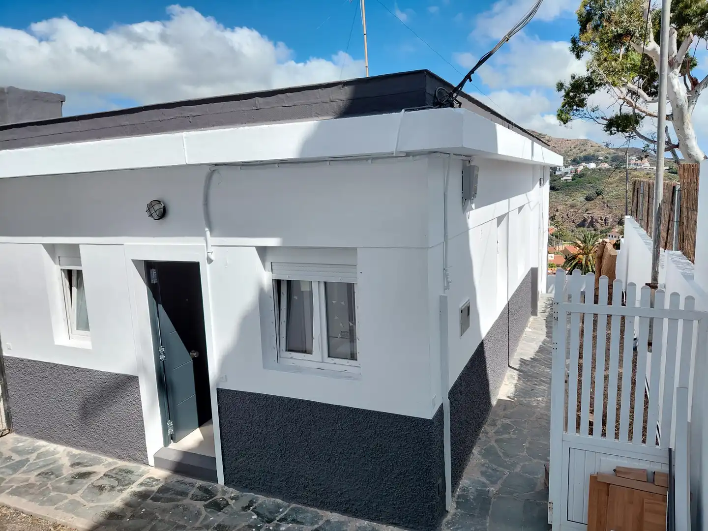 Vista exterior de Casa adosada de alquiler en Santa Brígida con Jardín privado, Amueblado y Horno