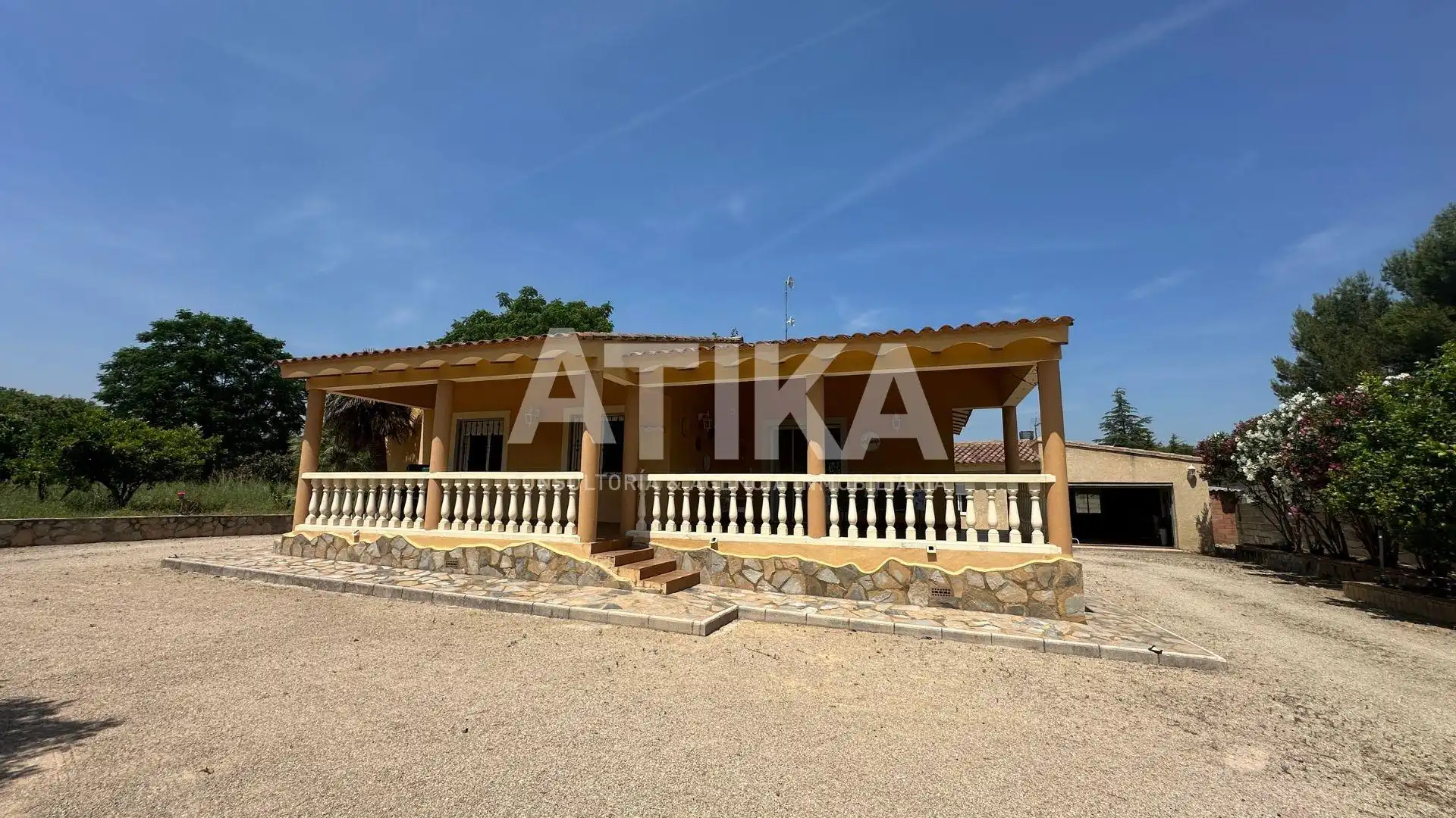 Vista exterior de Casa o chalet en venta en Ontinyent con Aire acondicionado, Jardín privado y Trastero
