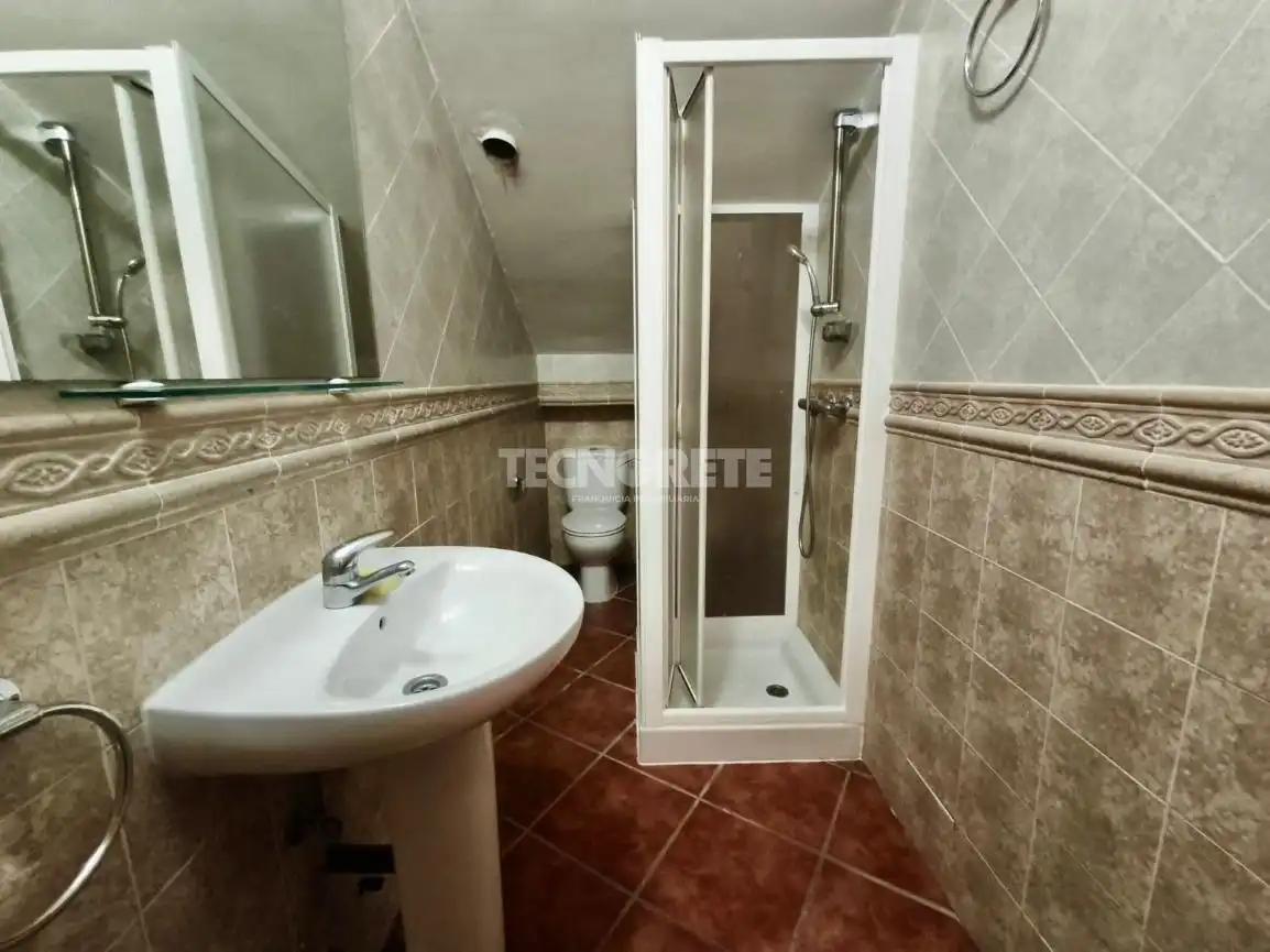 Baño de Edificio en venta en Villaluenga de la Sagra