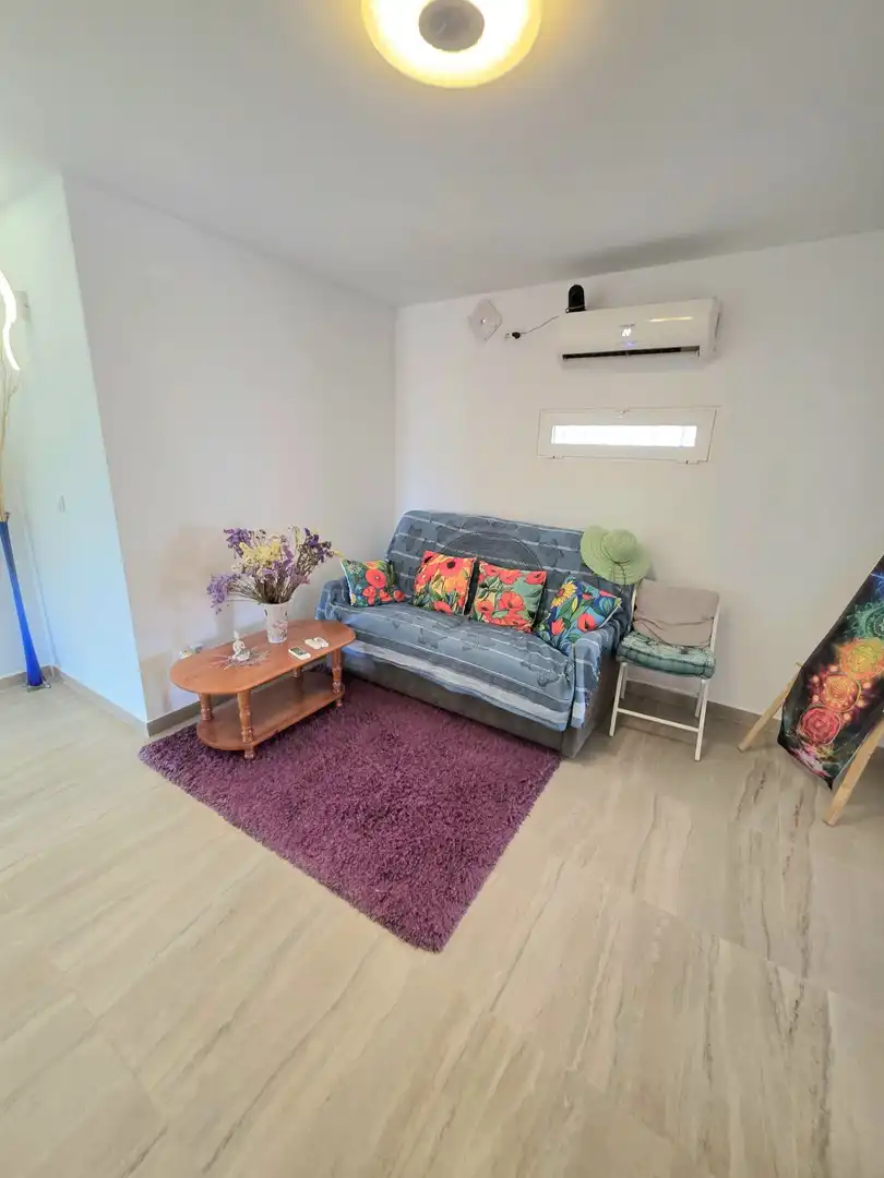 Sala d'estar de Casa o xalet en venda en Torrevieja amb Aire condicionat, Jardí privat i Terrassa