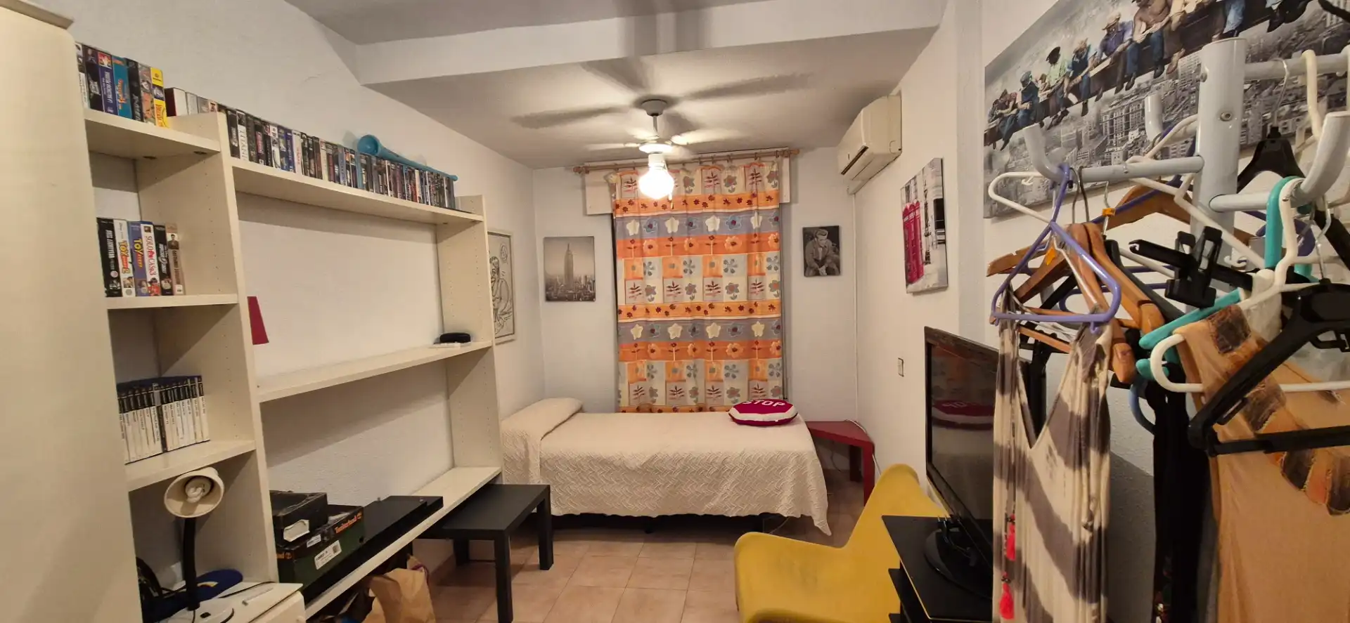 Habitación de Casa adosada en venta en Roquetas de Mar con Aire acondicionado, Terraza y Piscina