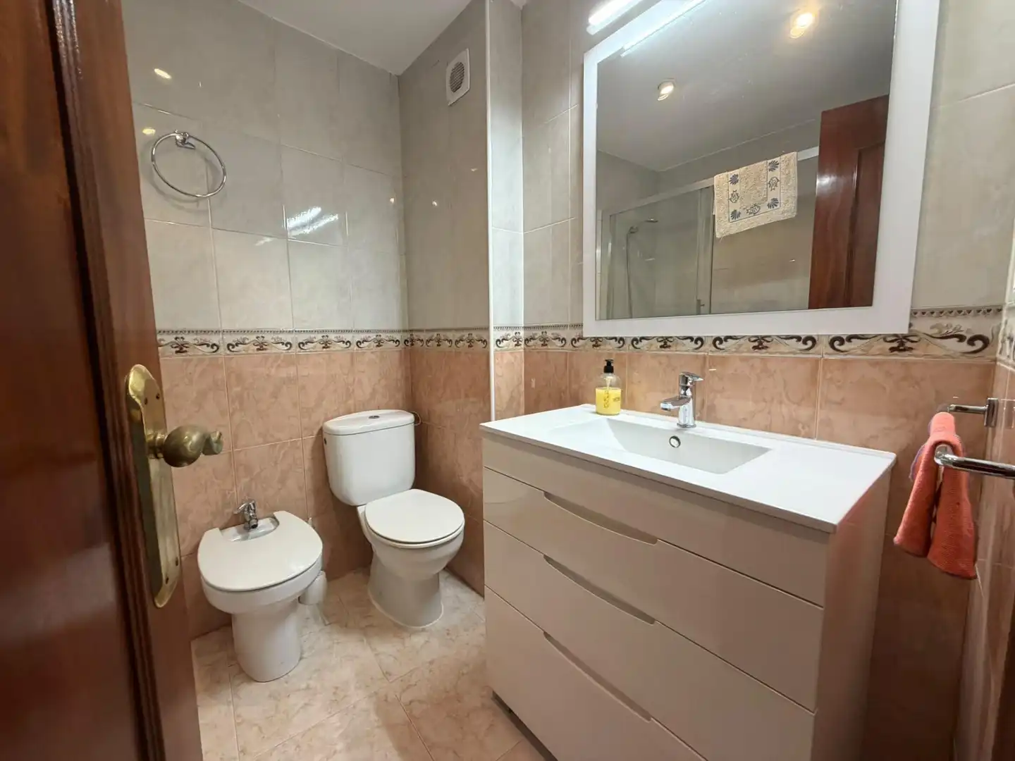 Baño de Piso en venta en Córdoba con Aire acondicionado