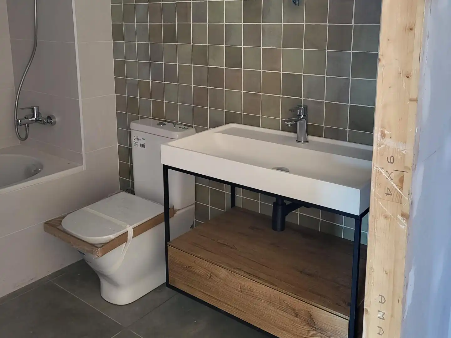 Bathroom of Detached homes for sale in Tàrrega  with Heating, Private garden and Terrace