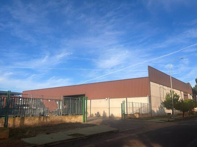 Local comercial en Venta en Camino de la Torre, 6 en Los Yébenes