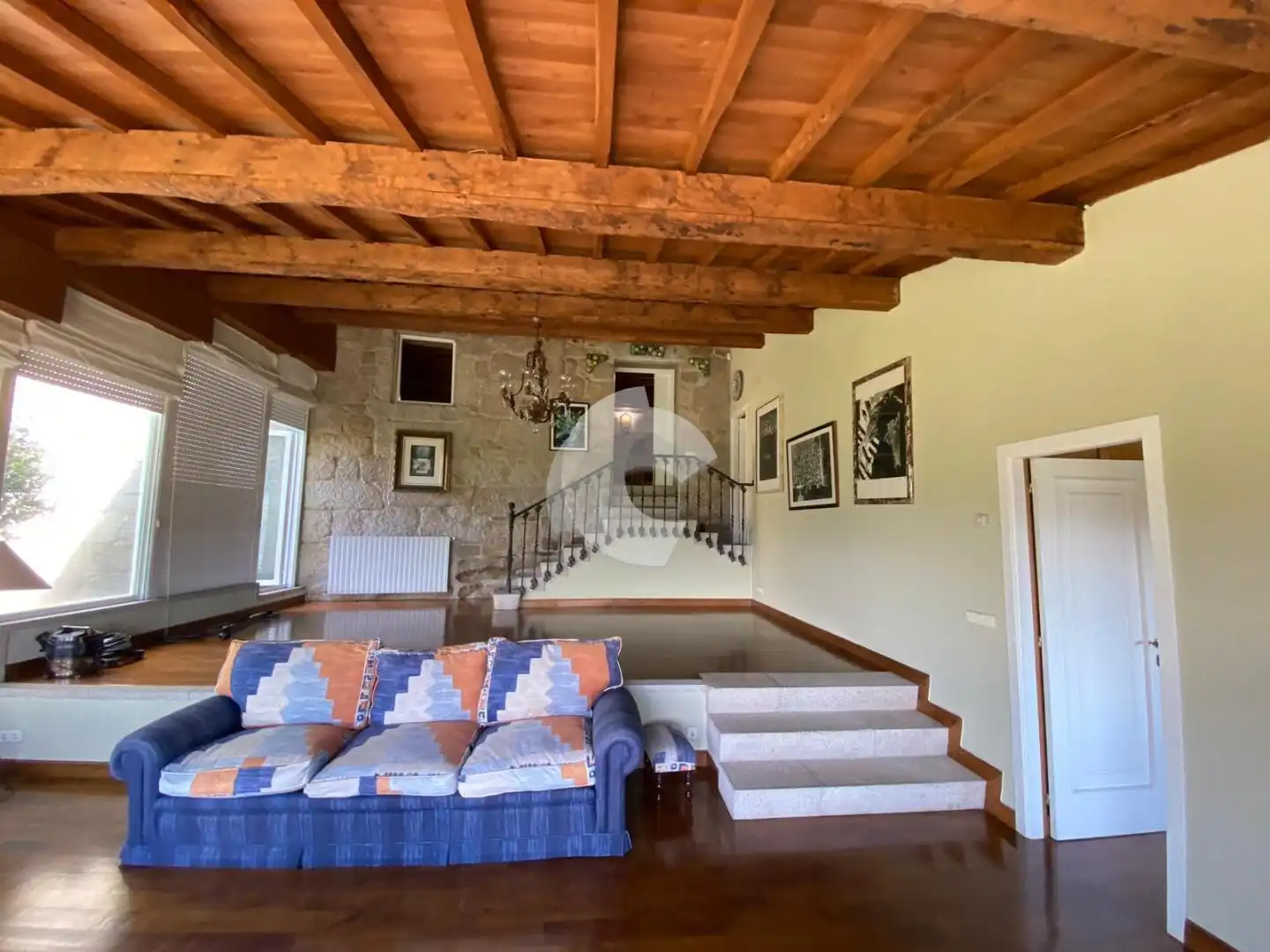 Casa o xalet en venda en San Cibrao das Viñas amb Calefacció, Jardí privat i Parquet