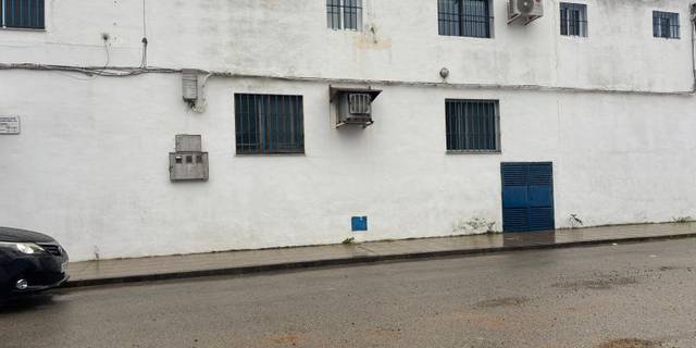 Nave industrial en Venta en Calle Albañiles en Pilas