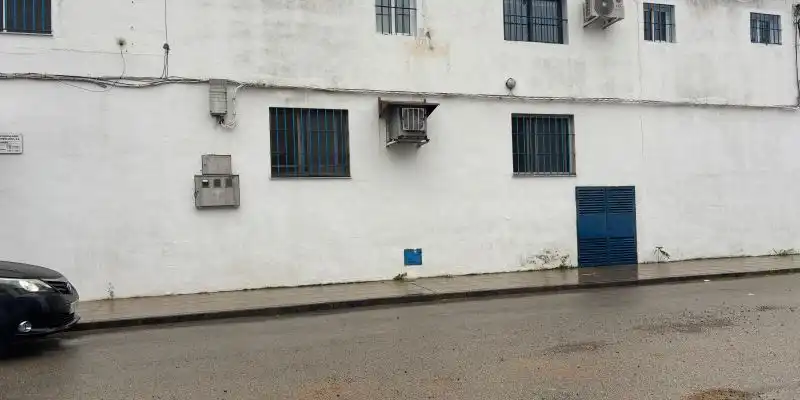 Vista exterior de Nau industrial en venda en Pilas