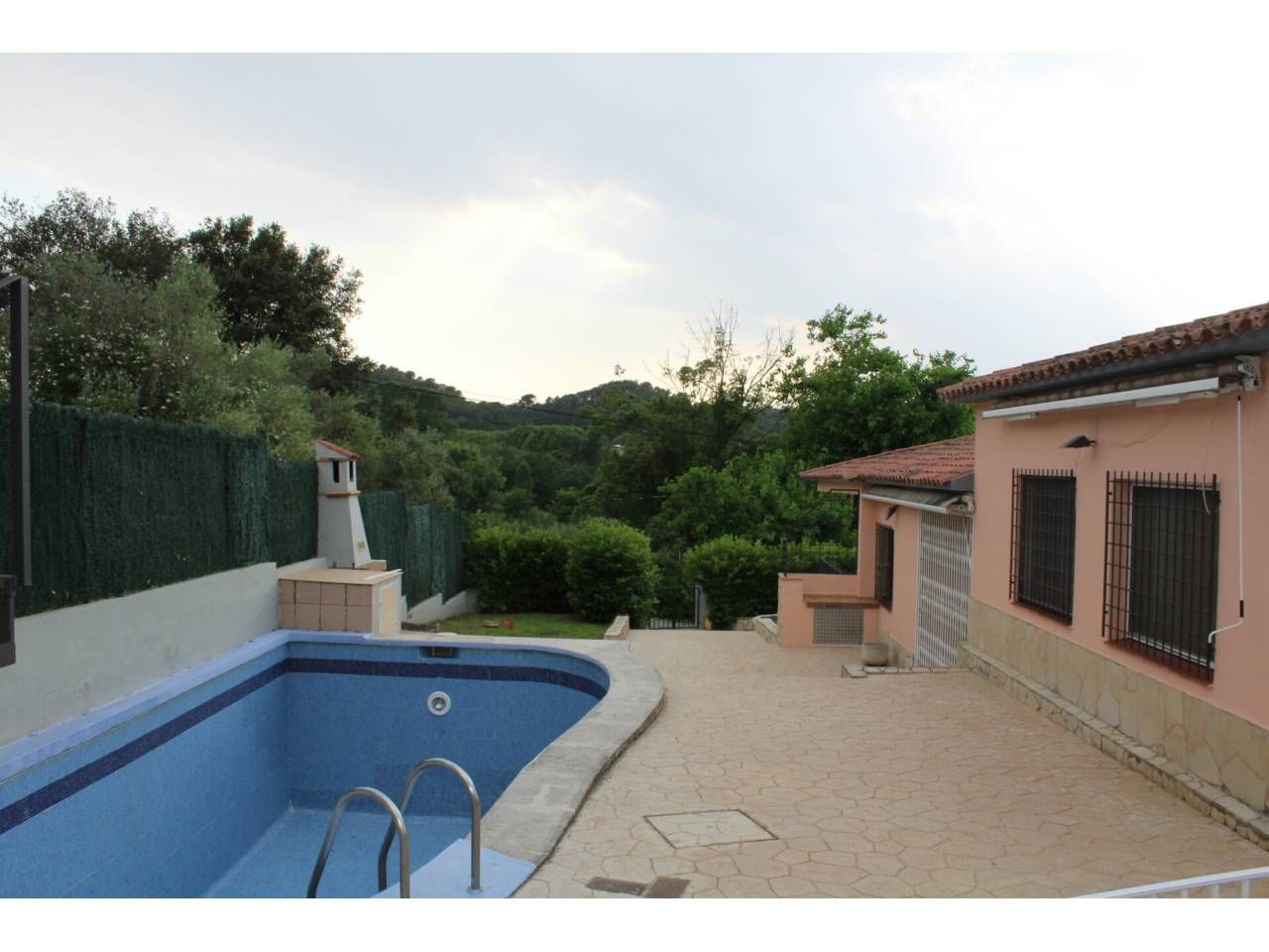 Swimming pool of House or chalet for sale in Quart  with Heating, Parquet flooring and Terrace