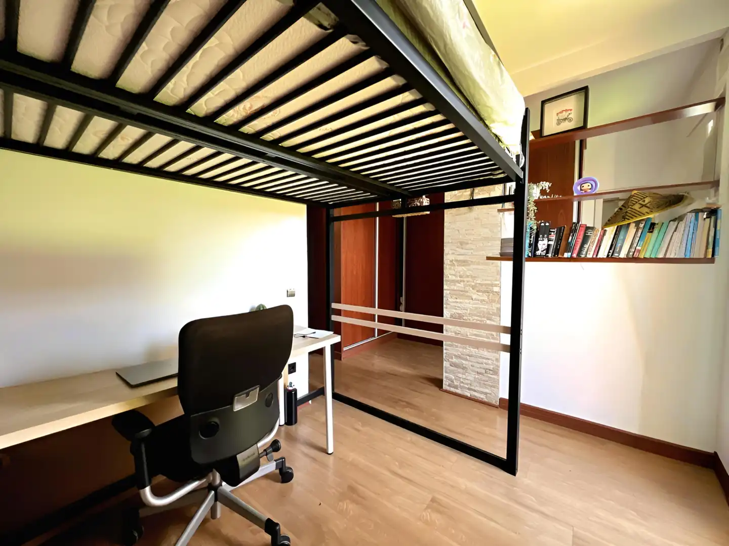 Habitación de Piso en venta en Castelldefels con Aire acondicionado, Calefacción y Terraza