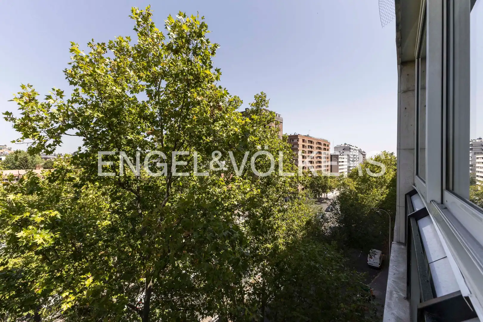 Terrassa de Pis de lloguer en Madrid amb Aire condicionat, Calefacció i Parquet