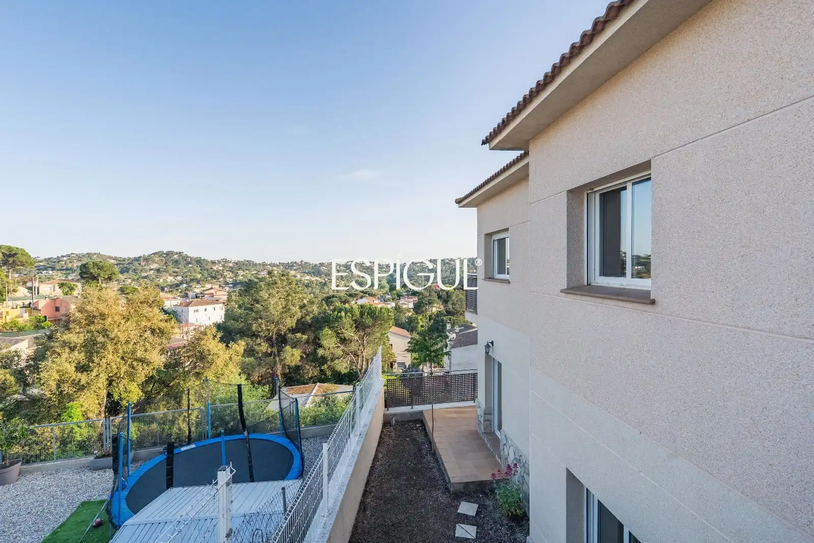 Vista exterior de Casa o chalet en venta en Vidreres con Aire acondicionado, Calefacción y Terraza