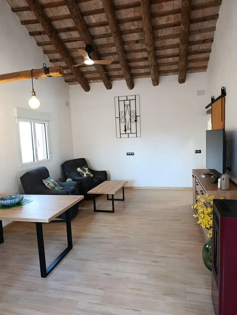 Sala d'estar de Casa o xalet en venda en Deltebre amb Jardí privat i Terrassa