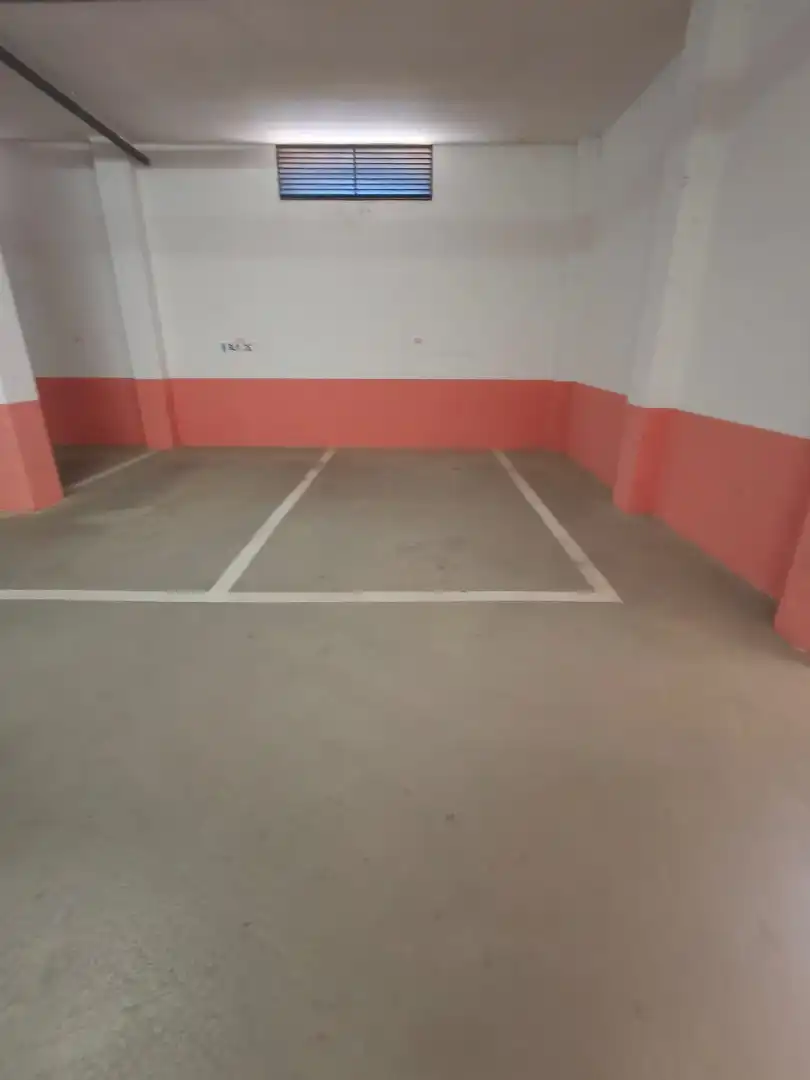 Parkplatz von Wohnung zum Verkauf in Águilas mit Terrasse, Abstellraum und Möbliert
