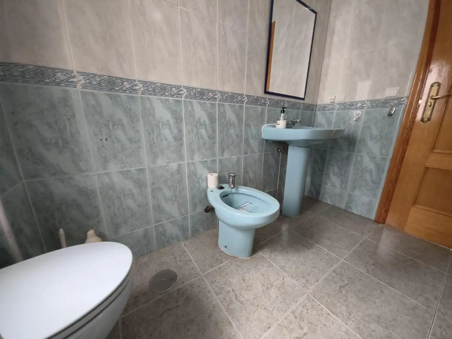 Badezimmer von Wohnung zur Miete in Granada mit Terrasse