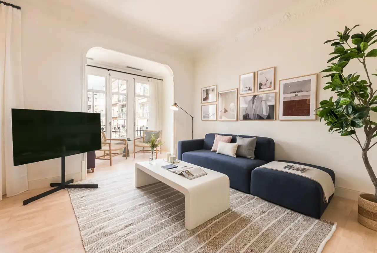 Sala de estar de Apartamento de alquiler en Barcelona con Aire acondicionado, Calefacción y Jardín privado