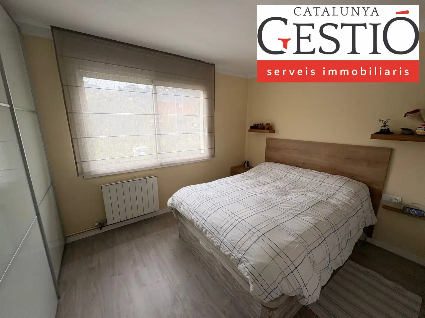 Schlafzimmer von Einfamilien-Reihenhaus zum Verkauf in Corbera de Llobregat mit Heizung, Privatgarten und Terrasse