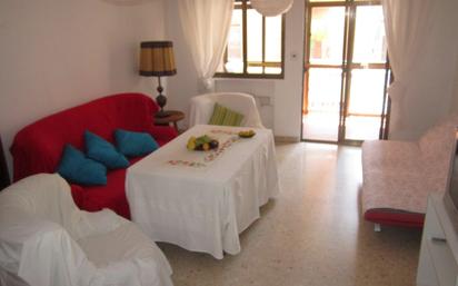 Living room of Flat for sale in  Granada Capital  with Terrace