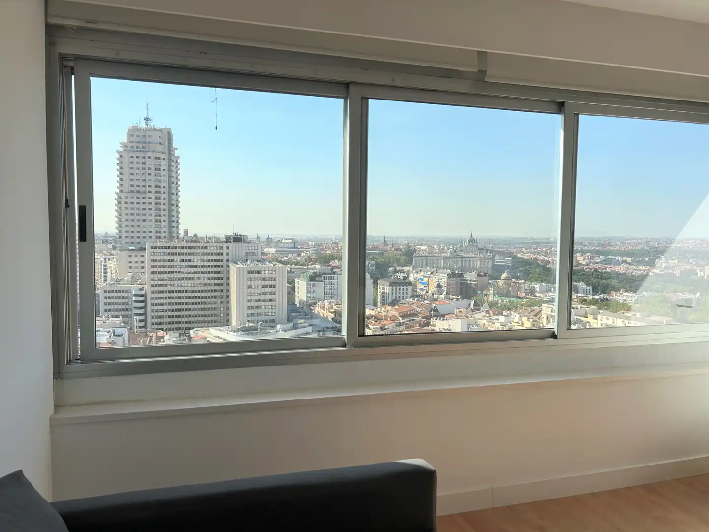Vista exterior de Apartamento de alquiler en Madrid con Aire acondicionado, Calefacción y Parquet