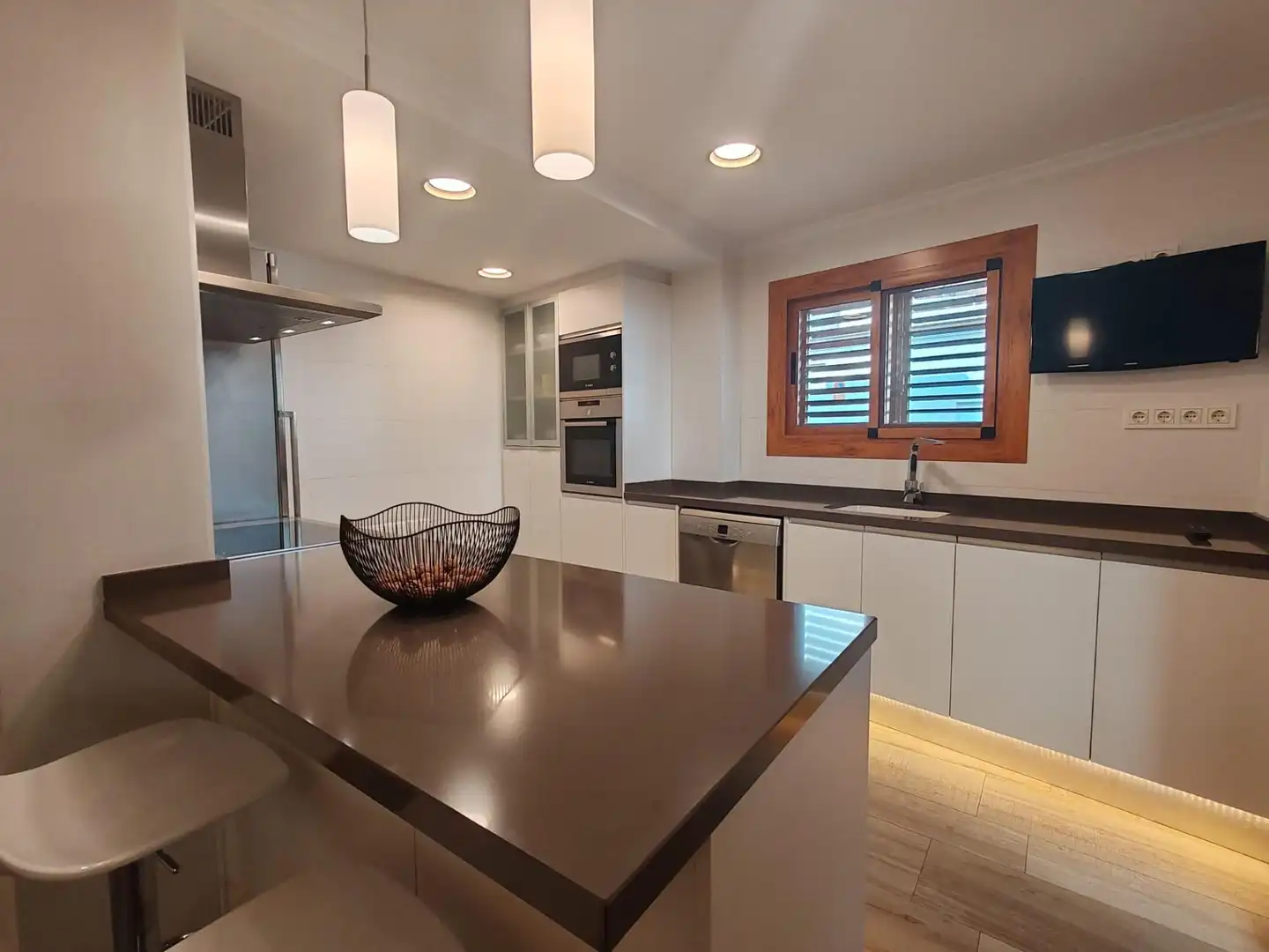Kitchen of Detached homes for sale in Sagunto / Sagunt  with Air Conditioner, Heating and Parquet flooring