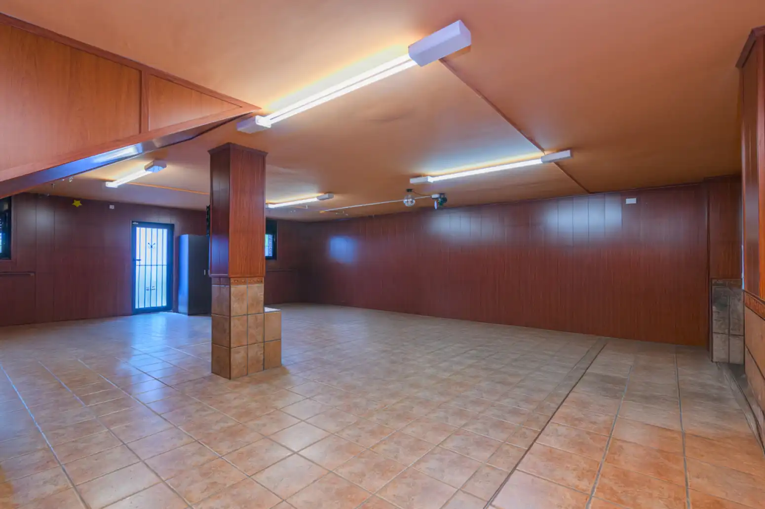 Casa o chalet de alquiler en Viladecans con Terraza, Piscina y Balcón