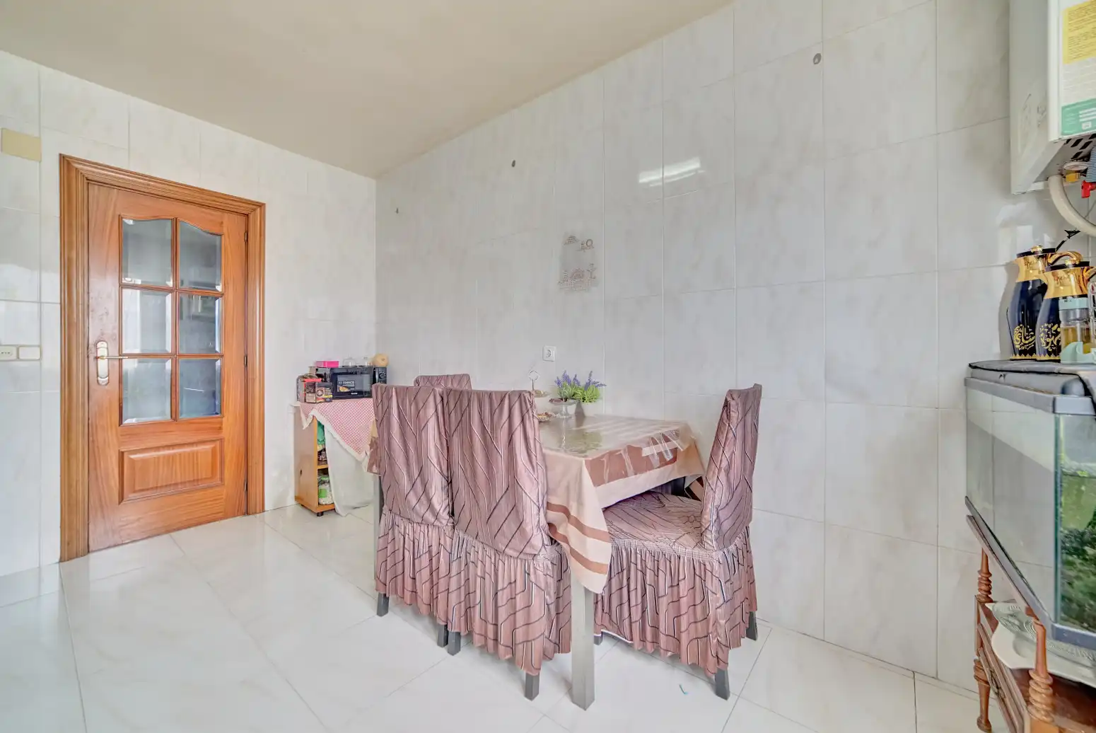 Comedor de Piso en venta en Valle de Elorz / Elortzibar con Calefacción y Parquet