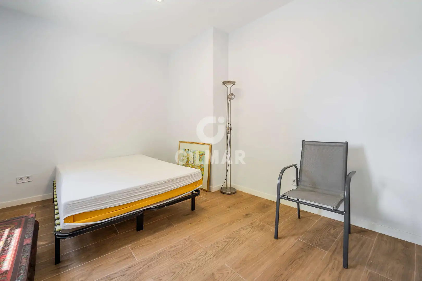 Dormitori de Apartament en venda en Madrid amb Calefacció