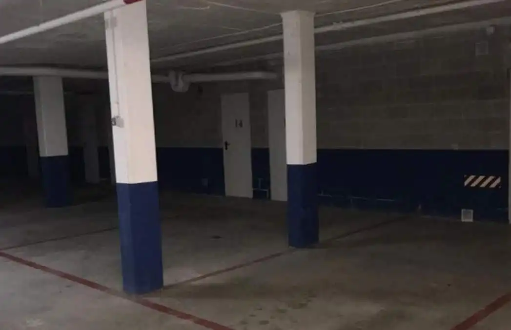 Individual with lift to rent in Avinguda de l'Alcalde Pere Molas