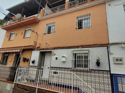 Exterior view of House or chalet for sale in Vélez-Málaga  with Air Conditioner, Terrace and Alarm