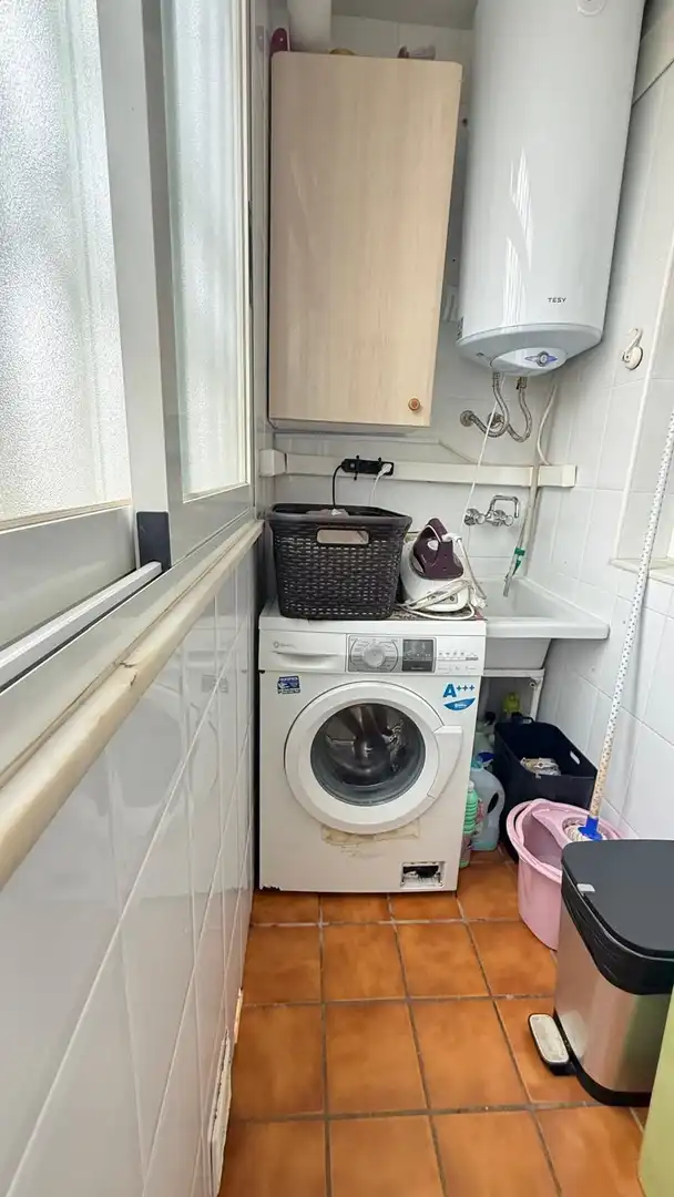 Küche von Wohnung zum Verkauf in Adra mit Klimaanlage, Heizung und Abstellraum