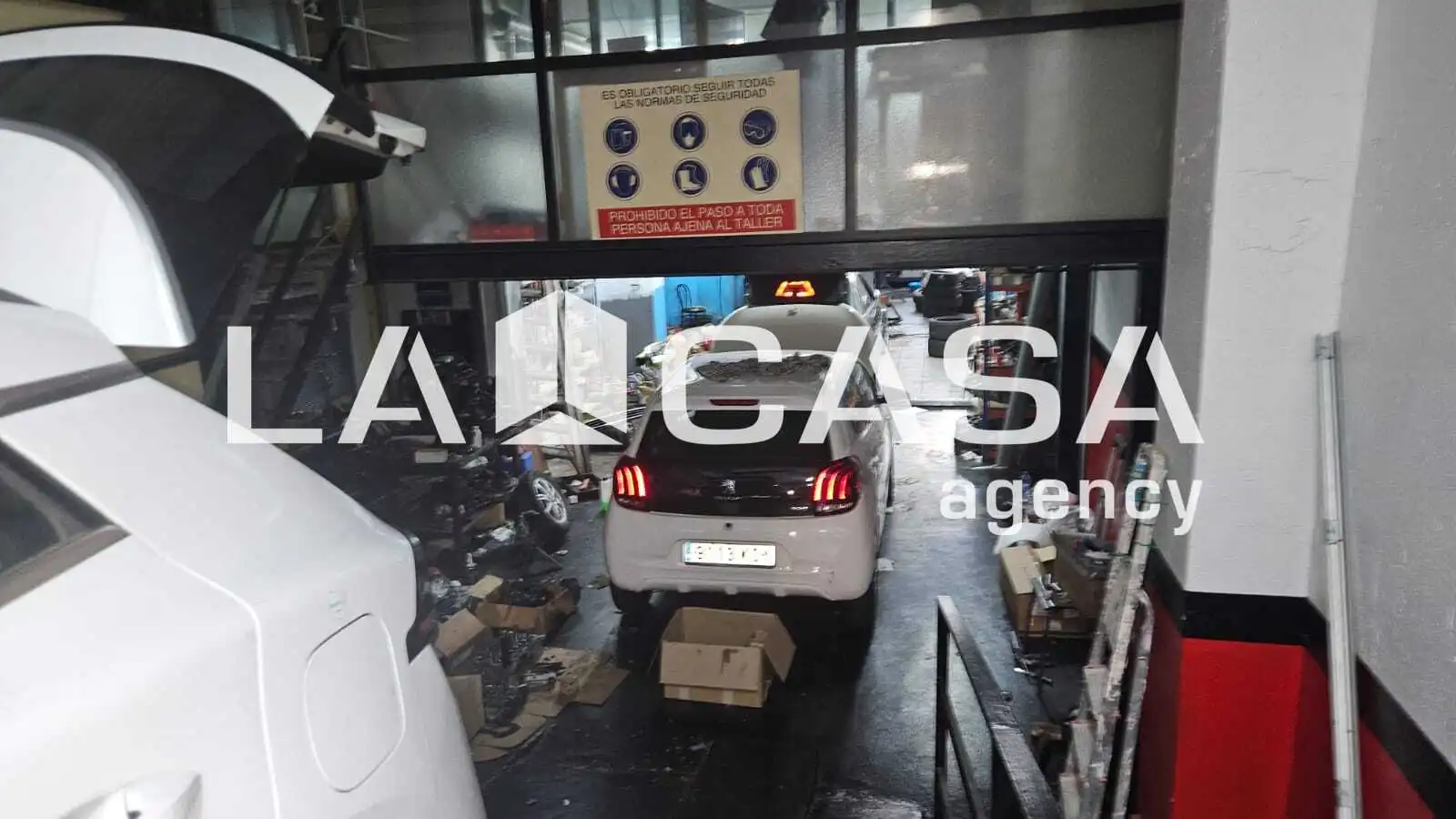 Local comercial en venda a Nou Barris, imagen 5