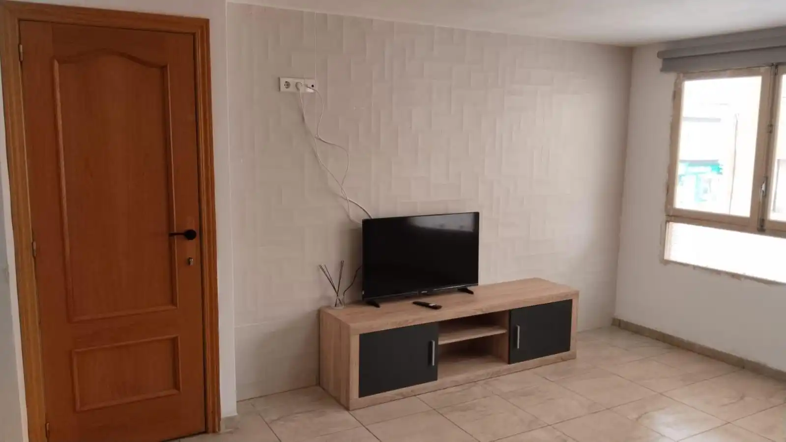 Living room of Ground floor for sale in Elche / Elx  with Furnished