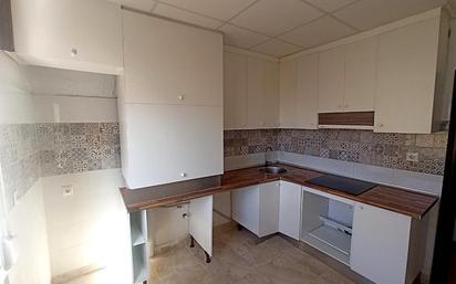 Kitchen of Flat for sale in Sabadell