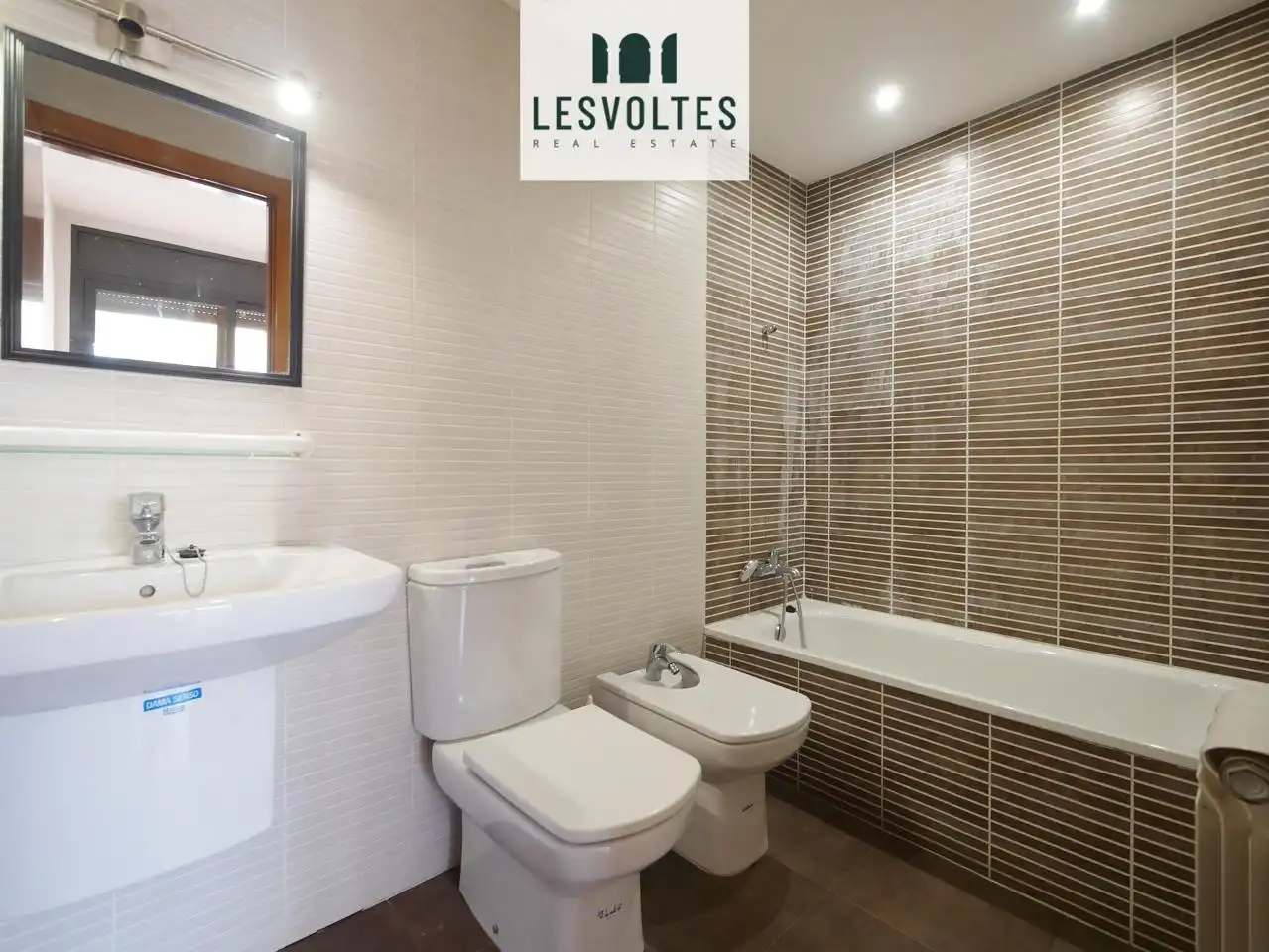 Bathroom of Flat for sale in Palafrugell  with Heating, Parquet flooring and Terrace