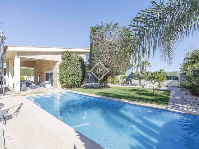 Casa-chalet en Venta en Torre en Conill - Cumbres de San Antonio