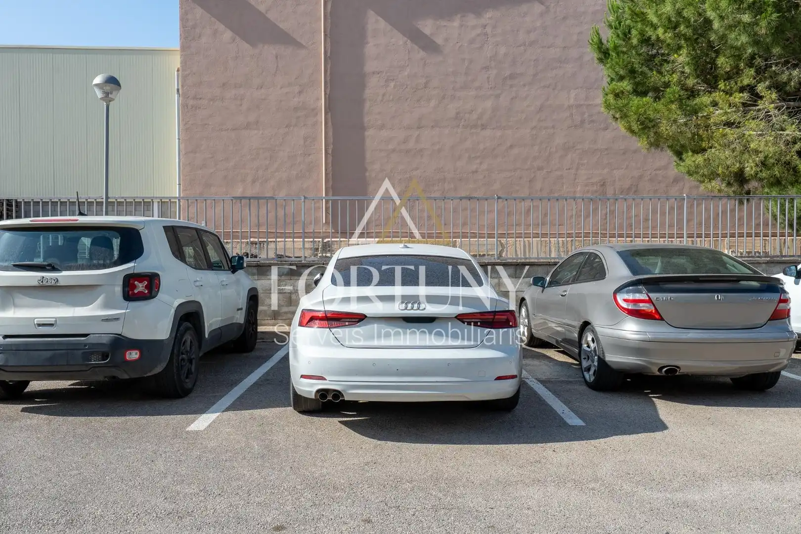 Parking de Casa adosada en venta en Reus con Aire acondicionado, Calefacción y Terraza