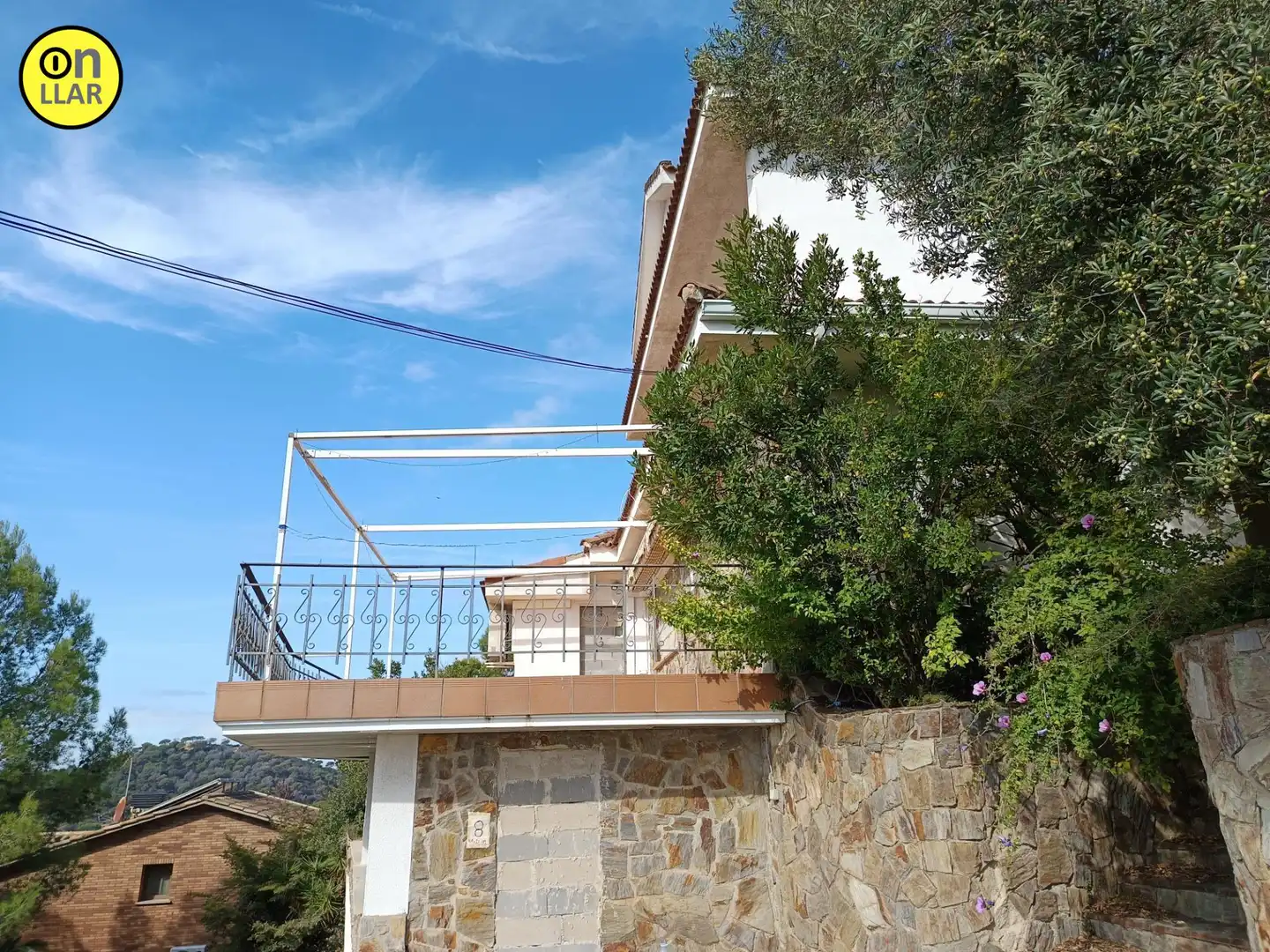 Außenansicht von Haus oder Chalet zum Verkauf in Sant Fost de Campsentelles mit Privatgarten, Terrasse und Abstellraum