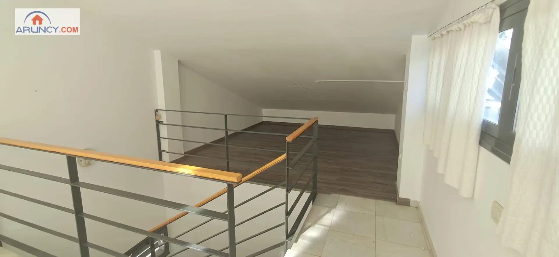 Casa adosada en venda en Espartinas amb Aire condicionat, Calefacció i Jardí privat