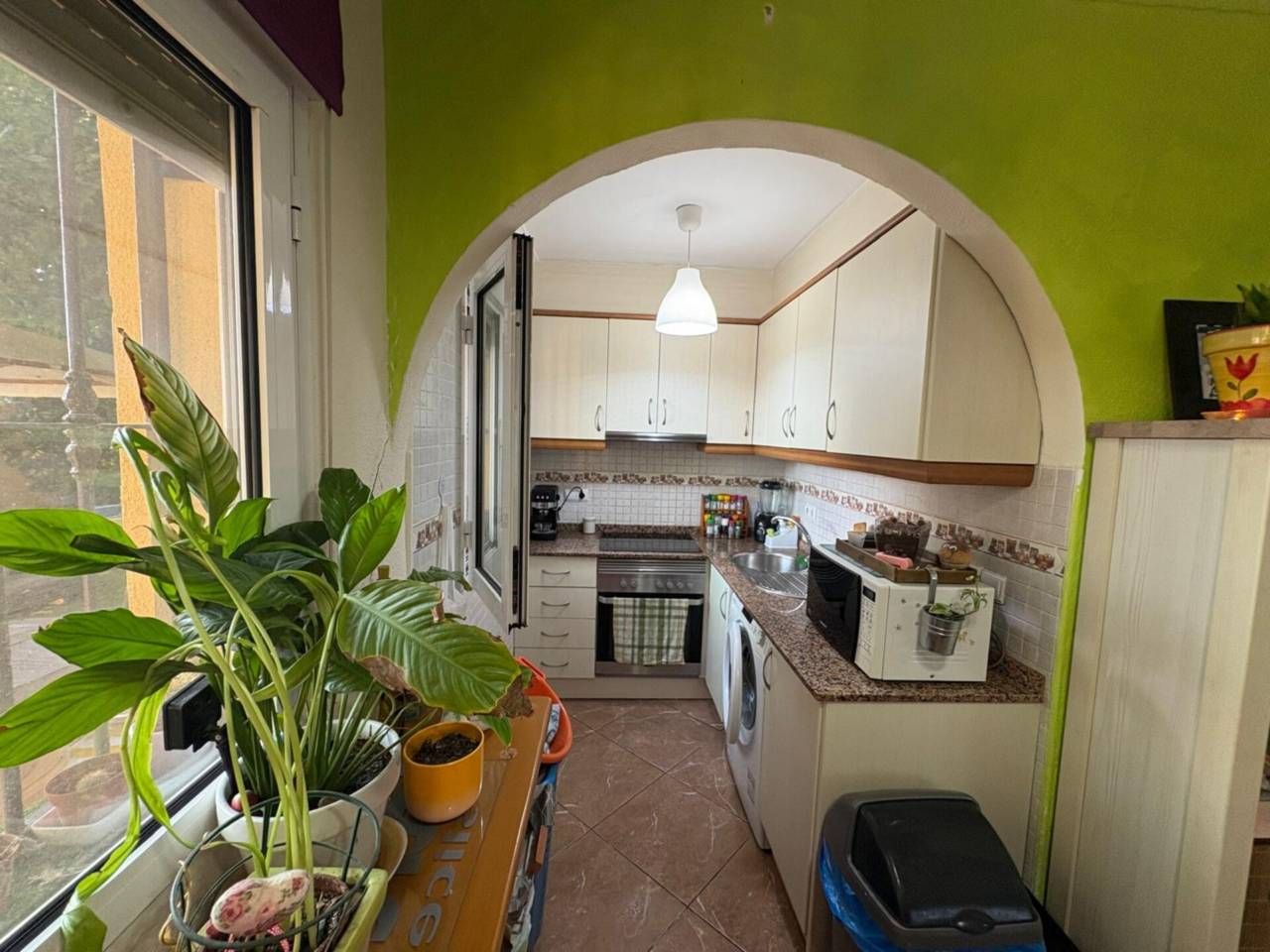 Kitchen of House or chalet for sale in Torrevieja  with Air Conditioner, Private garden and Swimming Pool