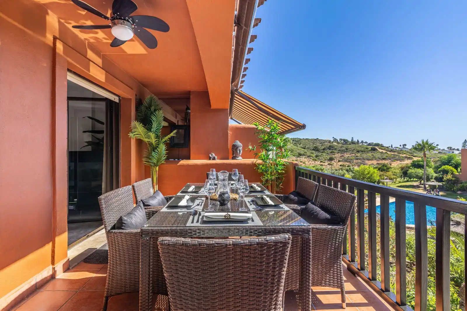 Terraza de Apartamento en venta en Dos Hermanas con Amueblado, Horno y Lavadora