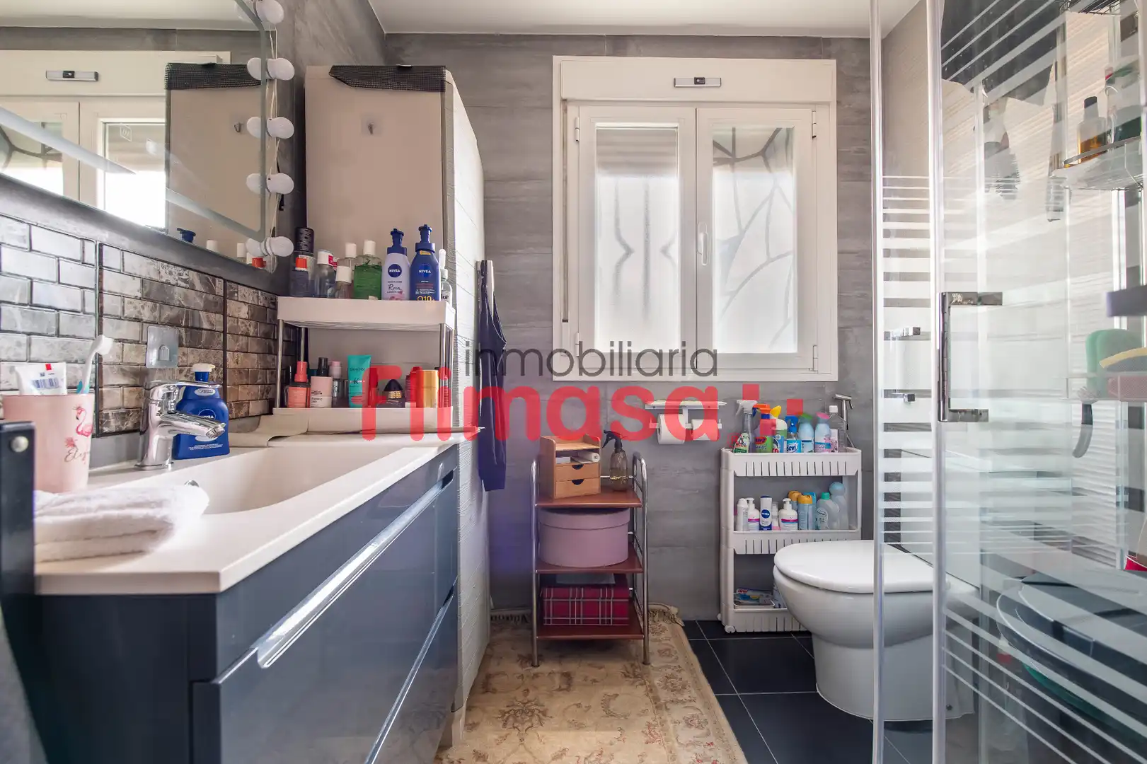 Bathroom of Houses for sale in Villaviciosa de Odón  with Air Conditioner, Heating and Private garden