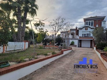 Chalet con piscina en venta en Closa de Vinaròs - Ermita