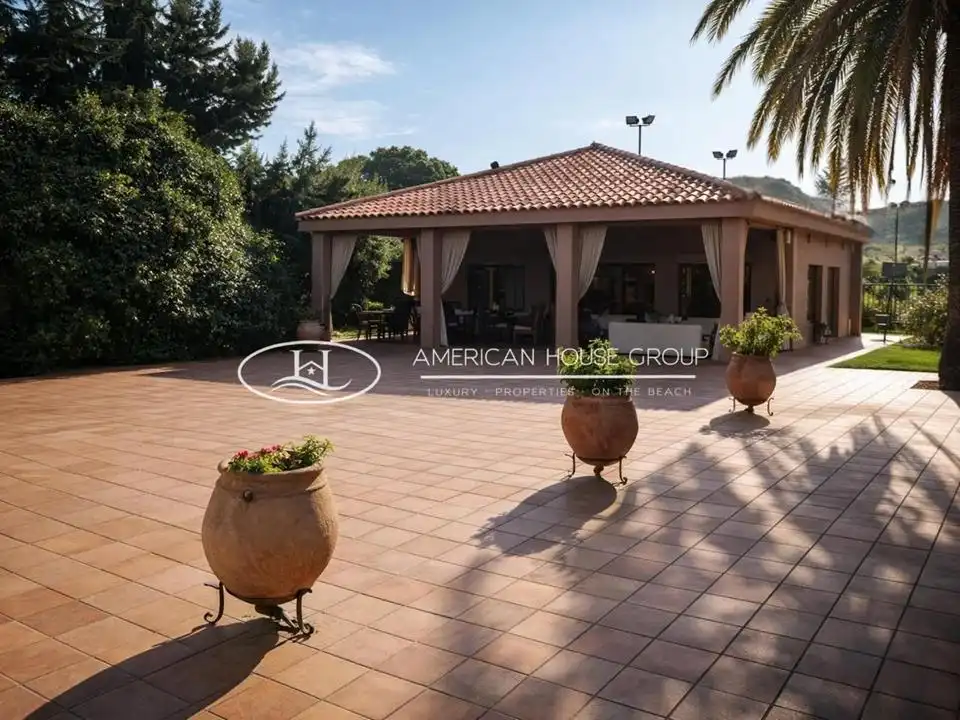 Casa con jardín en venta en Los Gallos