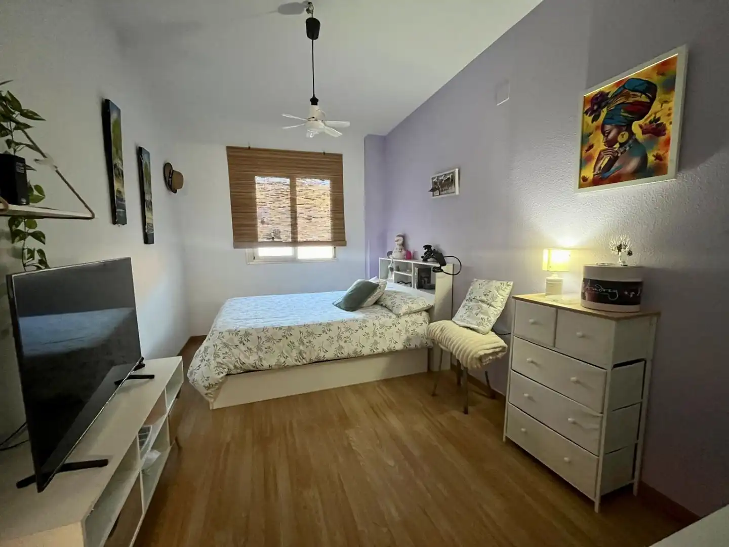 Bedroom of Flat for sale in Sevilla  with Air Conditioner, Parquet flooring and Balcony